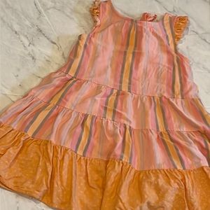 Flutter sleeved dress